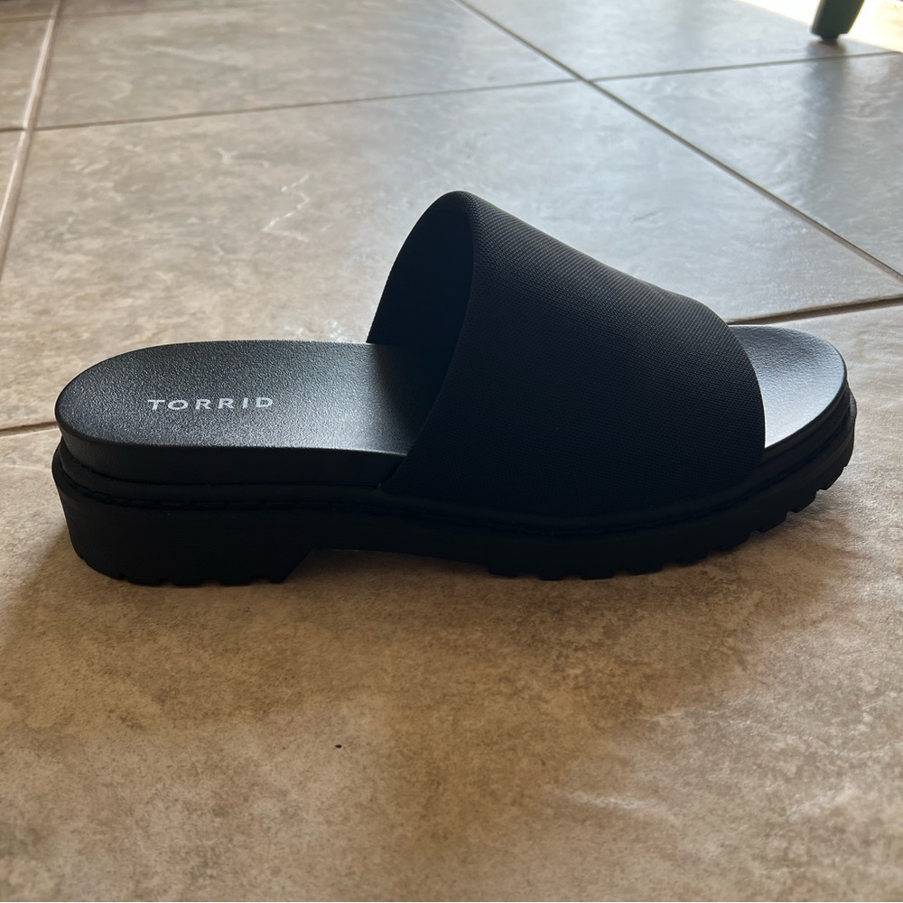 Women’s Chunky Sandals!